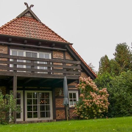 Ute'S Fachwerk Apartment Wolthausen ภายนอก รูปภาพ